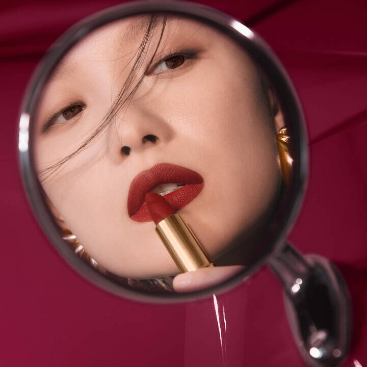 أحمر شفاه لابسولو روج إينتيمات