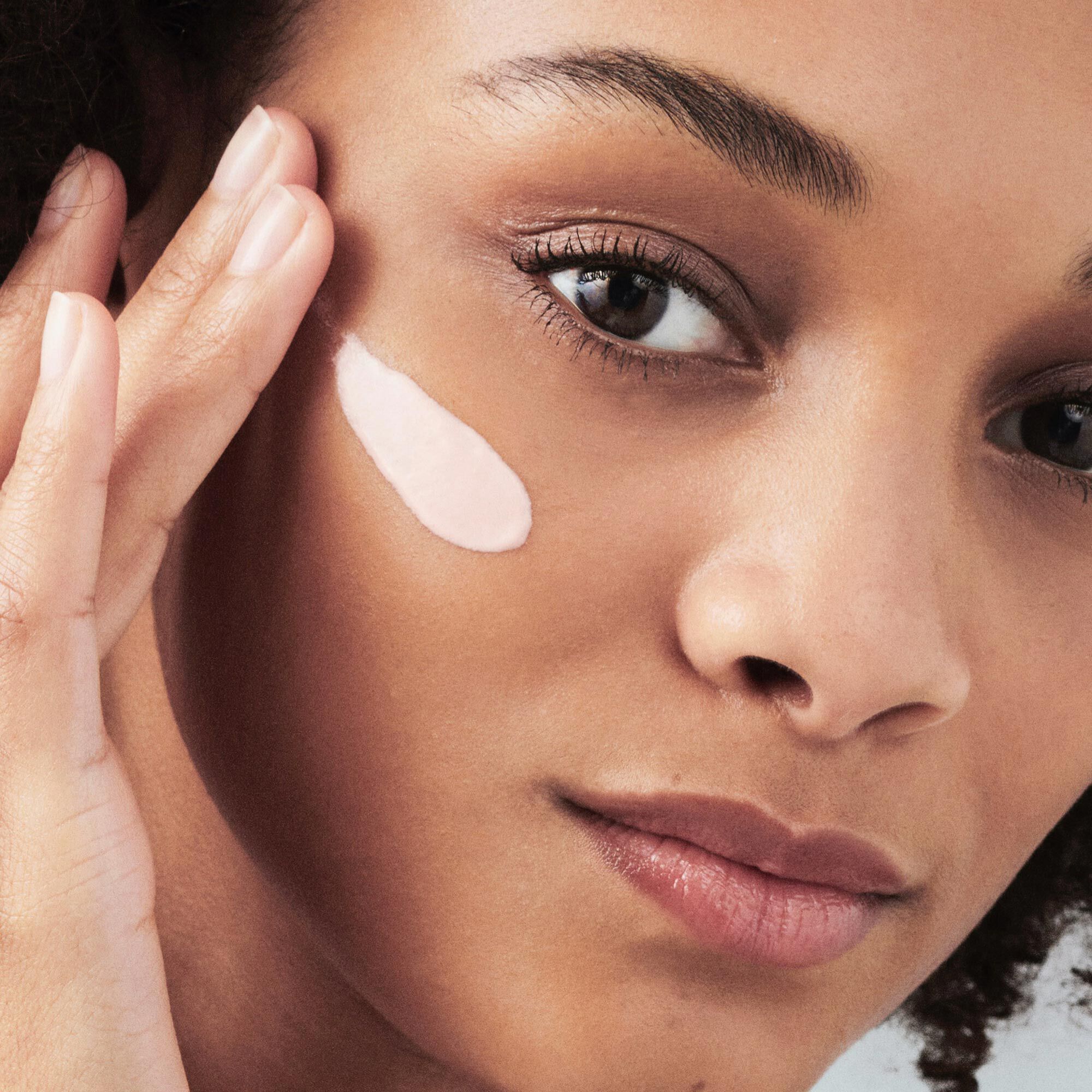 سيروم برايمنغ المرطّب حتى 24 ساعة